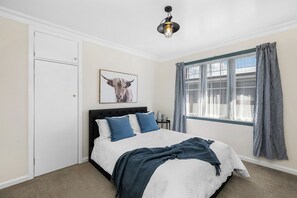 Exclusive House, 3 Bedrooms, Executive Level | Individually decorated, individually furnished, soundproofing - The House of Hazel (Matamata)