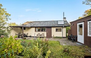 Exterior - 2 bedroom awesome home in Haarby (Haarby)