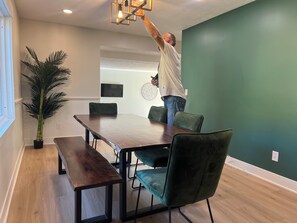 Meeting facility - Huge home w/ 4 king beds and a huger yard. On Grand River on 11 acres (Ada)