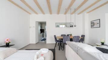 Familienapartment, Mehrere Betten, Nichtraucher, Küche | Hochwertige Bettwaren, Zimmersafe, Verdunkelungsvorhänge