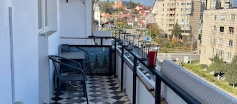 12 Apartment