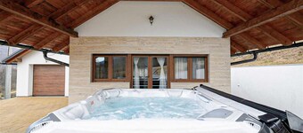 Amazing home in Krasno