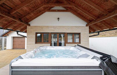 Amazing home in Krasno