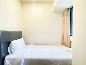 Apartamento luxo | 2 quartos, escrivaninha