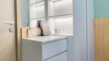 Căn hộ Deluxe | 2 phòng ngủ, bàn