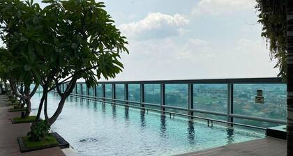 Good Location And Relaxing 1Br Apartment At Aryaduta Residence