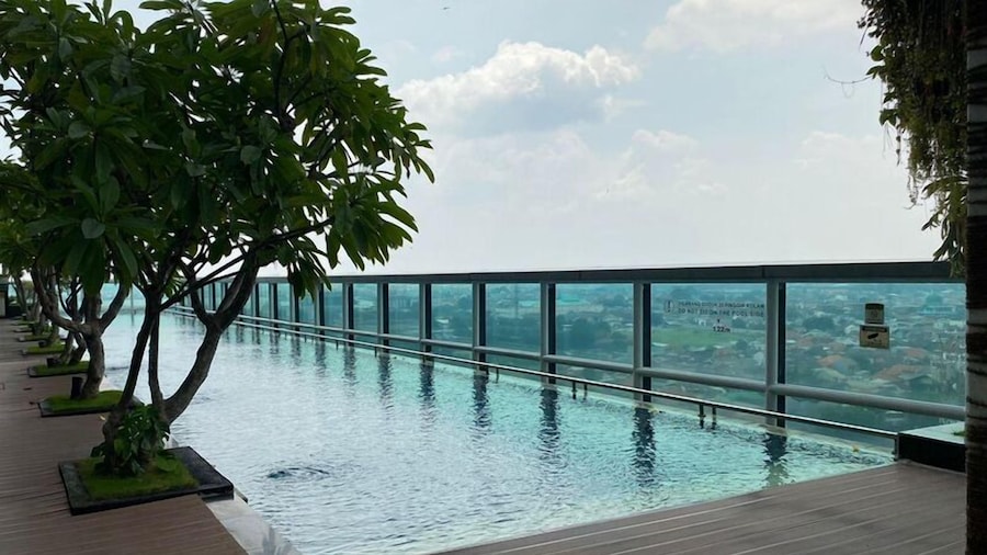 Good Location And Relaxing 1Br Apartment At Aryaduta Residence