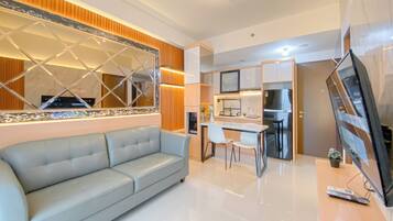 Deluxe Apartment | Living area