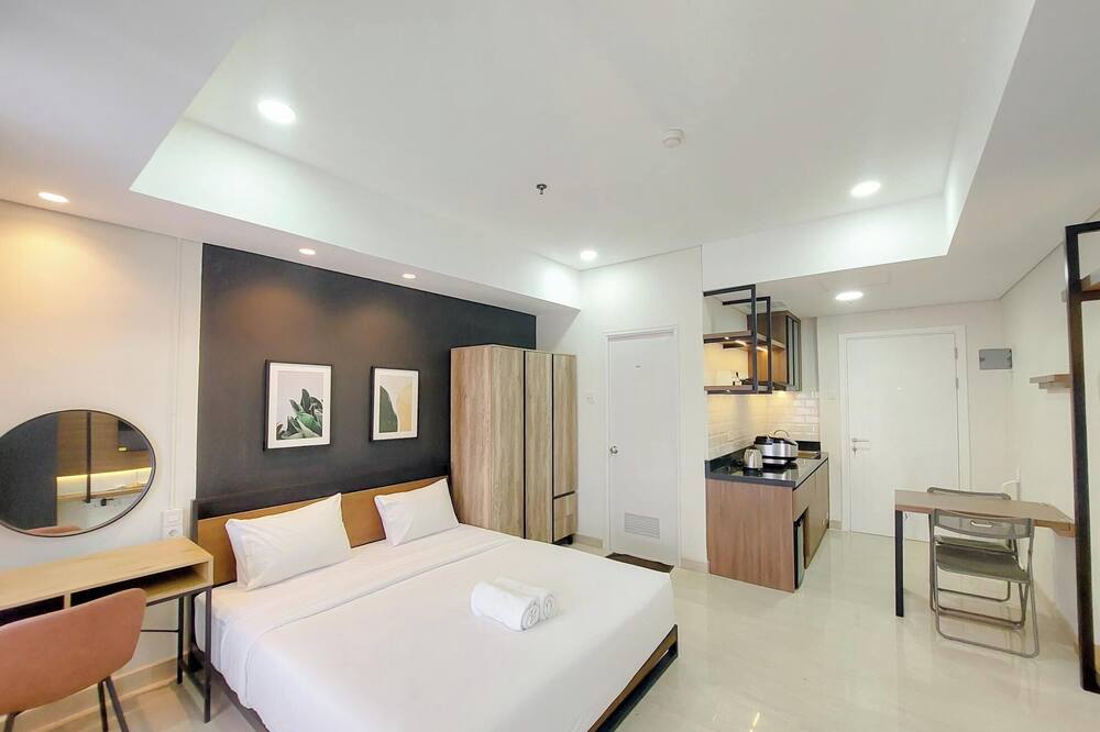Relaxing Studio At Podomoro City Deli Medan Apartment
