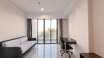 Studio Deluks | Meja kerja