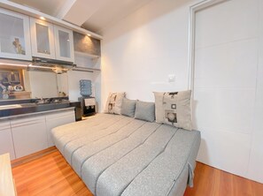 Living area - Luxurious 3Br At Gateway Ahmad Yani Cicadas Apartment (Bandung)