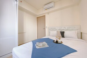 Deluxe Apartment | 3 bedrooms, desk