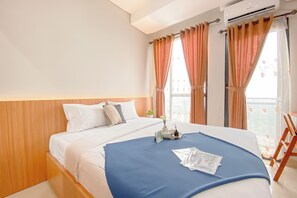 Studio – deluxe | Skrivebord