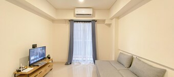 Relaxing And Cozy 2Br At Meikarta Apartment