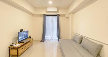Relaxing And Cozy 2Br At Meikarta Apartment