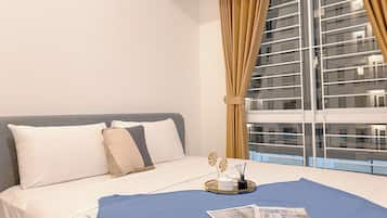 Deluxe Apartment | 2 bedrooms, desk