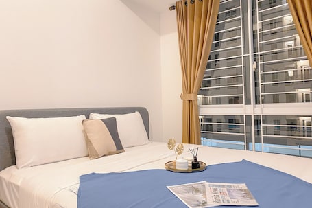 2 habitaciones y escritorio . Comfy And Spacious 2Br Apartment Tokyo Riverside