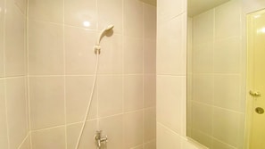 Deluxe Studio | Bathroom | Shower, free toiletries, towels, soap - Great Deal And Scenic Studio At Tokyo Riverside Pik 2 Apartment (Teluknaga)