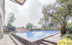 Outdoor pool - Scenic 2Br At The Edge Bandung Apartment (Cimahi)