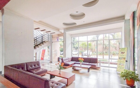 Lobby - Scenic 2Br At The Edge Bandung Apartment (Cimahi)