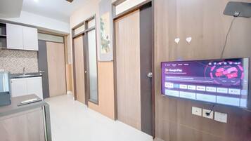 Deluxe Apartment | Living area