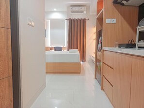 Room - Modern And Good Studio At Delft Ciputra Makassar Apartment (Makassar)