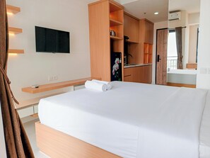 Studio Deluxe