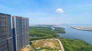 Deluxe Studio | Beach/ocean view