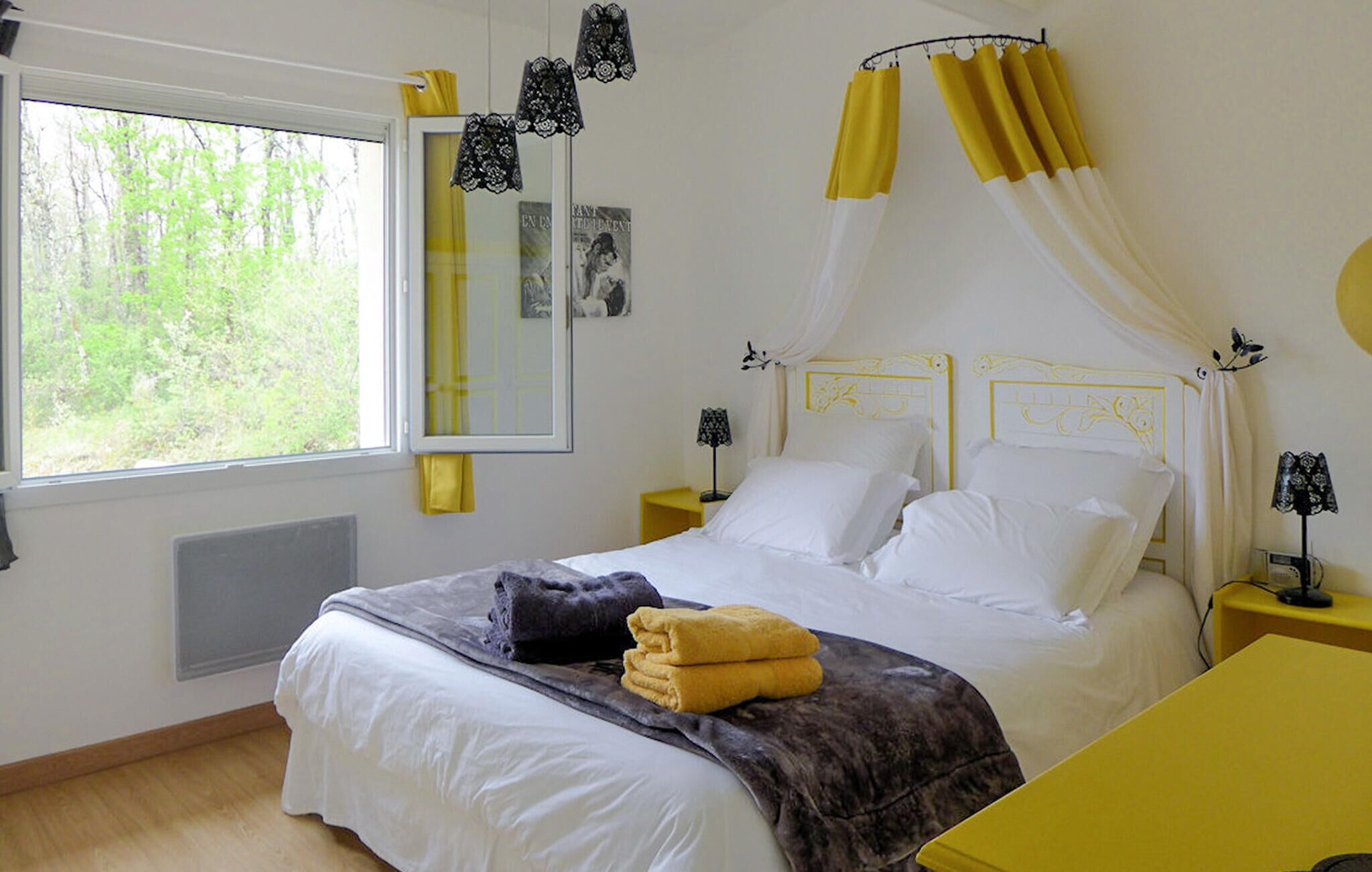 4 slaapkamers, reisbedje, gratis wifi