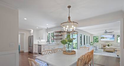 Newly Updated! In the heart of the St. Simons Village | Steps to the Ocean and Sea Island Lodge | Heated Pool