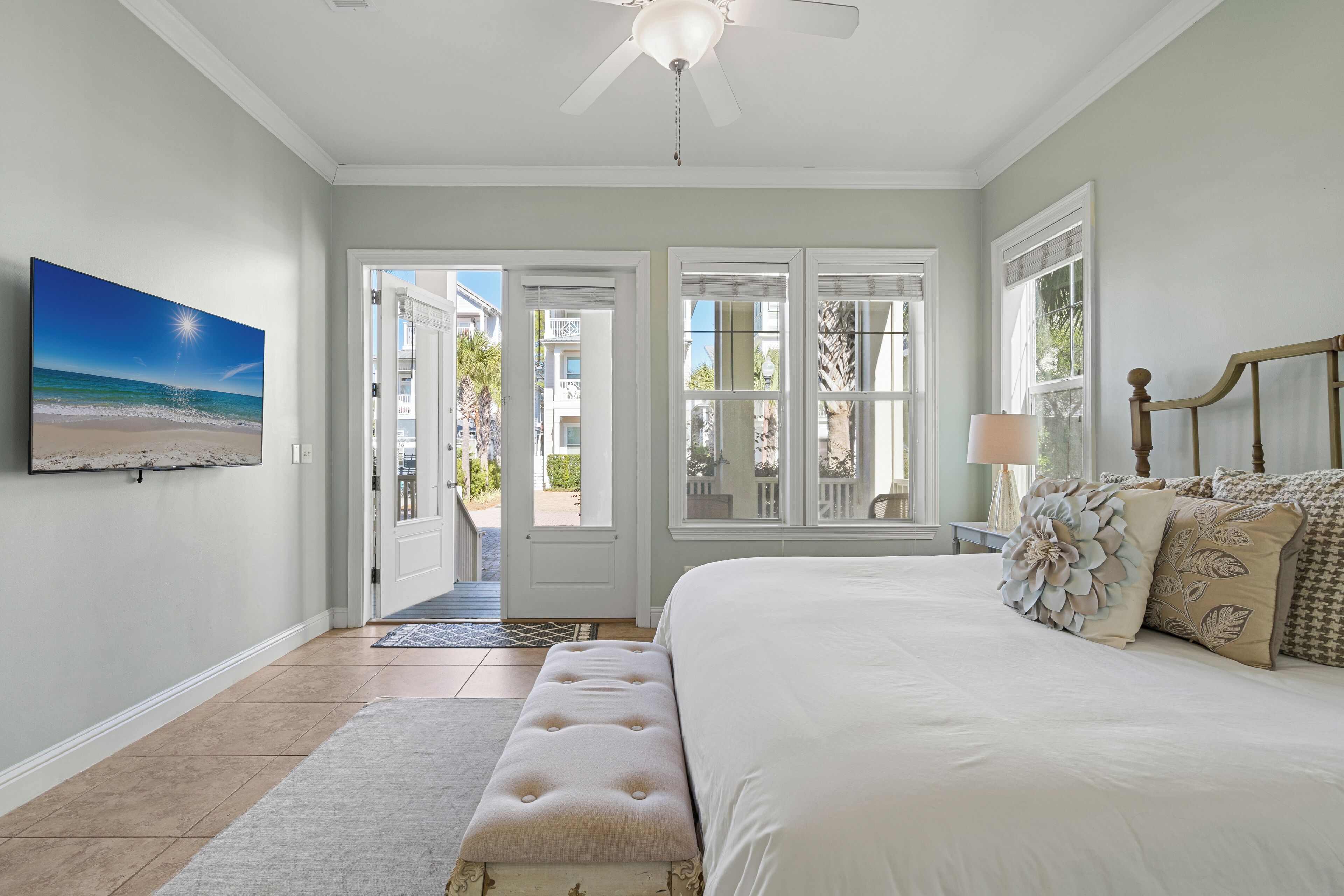 4 habitaciones, escritorio, tabla de planchar con plancha y wifi gratis 