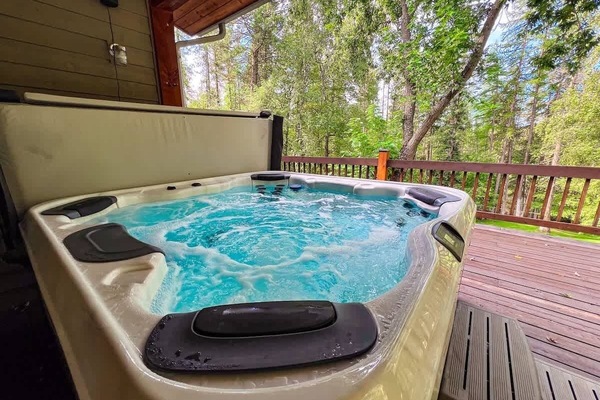 Bain à remous extérieur