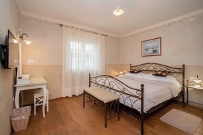 4 Schlafzimmer, Internetzugang, Bettwäsche