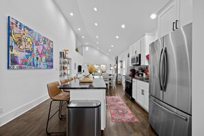 Fridge, microwave, oven, stovetop - Green Door Cottage | Charming Mid-Term Near Downtown Asheville (Asheville)