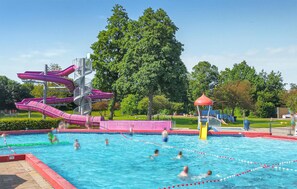 Pool - Stunning apartment in Heinkenszand (Heinkenszand)