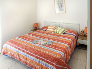 2 camere, culla da viaggio, Wi-Fi gratuito, lenzuola