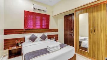 Premium Apartment, City View | 2 bedrooms, desk, soundproofing, iron/ironing board