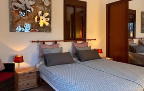 5 slaapkamers, reisbedje, gratis wifi, beddengoed