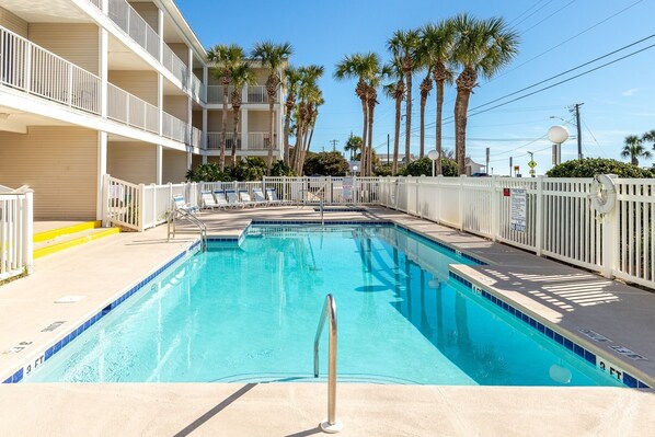 Condo, 2 habitaciones | Alberca | Alberca climatizada 