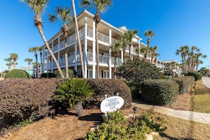 Exterior - Grand Caribbean East 101 2 Bedroom Condo (Destin)