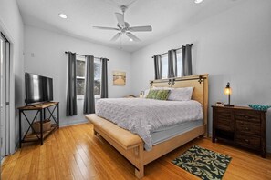 4 bedrooms, free WiFi - Beach Arcade - Palm Coast, Florida 4 Bedroom Home (Palm Coast)