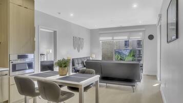 Apartment, 2 Bedrooms | Interior