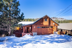 House, 4 Bedrooms | Exterior