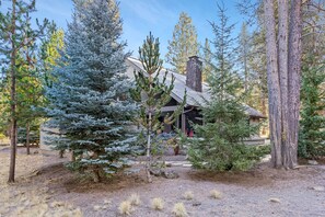 House, 4 Bedrooms | Exterior - 15 Blue Grouse 4 Bedroom Home (Bend)