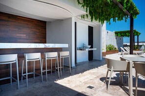 Condo, 1 habitación | Restaurante al aire libre