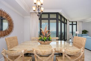 Apartment, 3 Schlafzimmer | Speisen