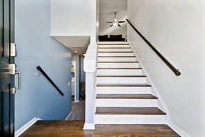 Maison, 6 chambres | Intérieur