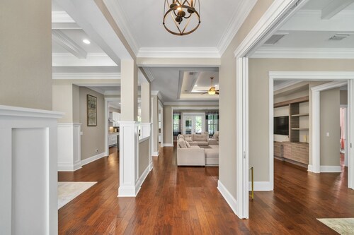 The Pearl Of Killearn 6 Bedroom Home