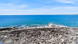 Unclassified image, 4 of 34, button - Sea Village 4-206 (Kailua-Kona)