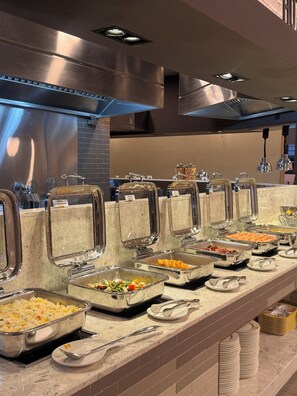 Daily buffet breakfast for a fee - HOTEL ELORA (Yongin)